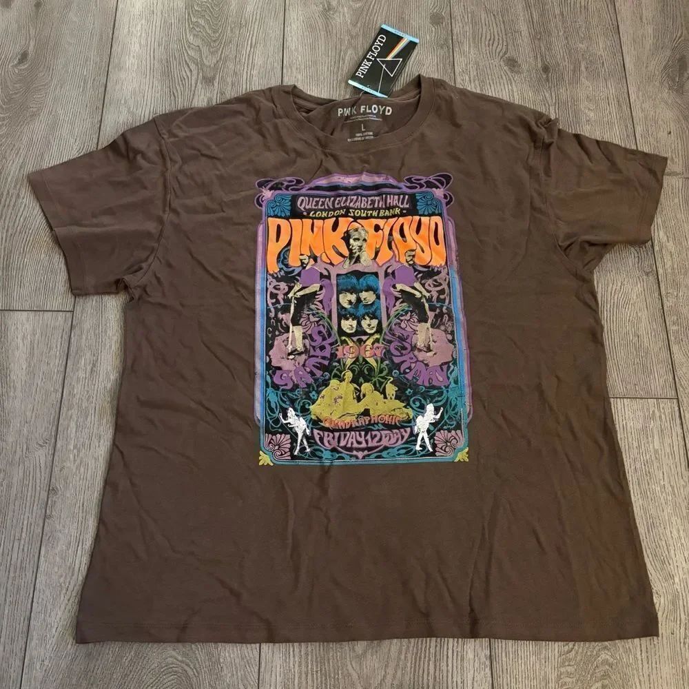 Pink Floyd woman’s band tee NWT